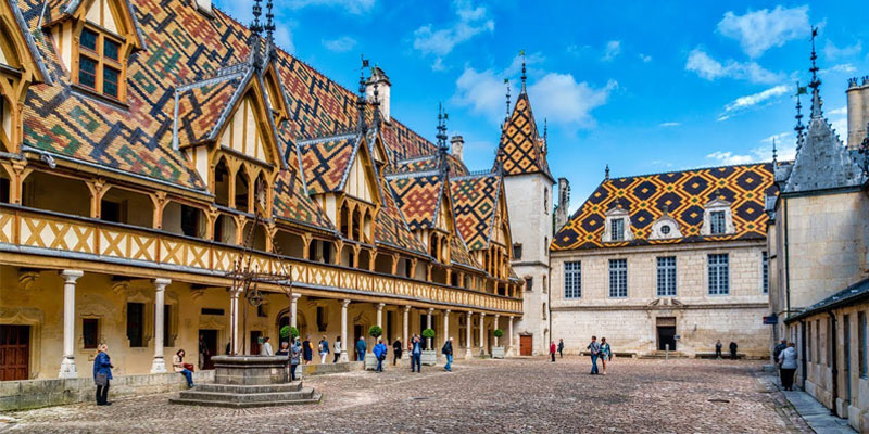 art and architecture in burgundy